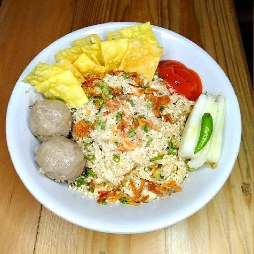 Mie Ayam Solo+telor menu Pangsit Mie & Mie Ayam 99 , Karangploso