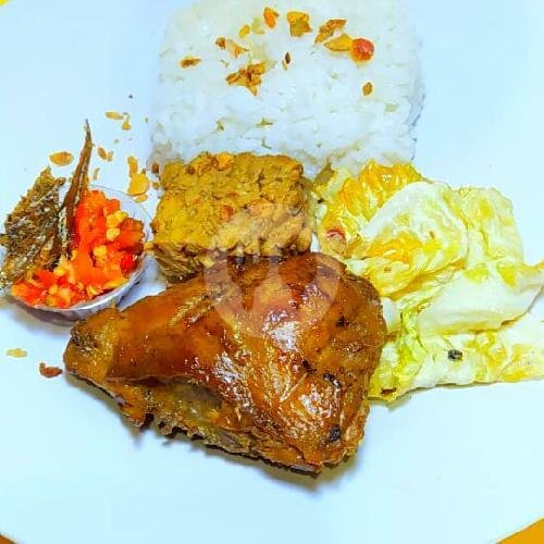 AYAM BACEM BAKAR + MATCHA ES menu Warung Tersanjung, Cakalang Polowijen
