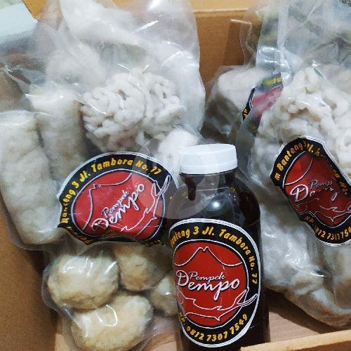Pempek Kapal Selam Besar menu Pempek Dempo, Perum Banteng 3