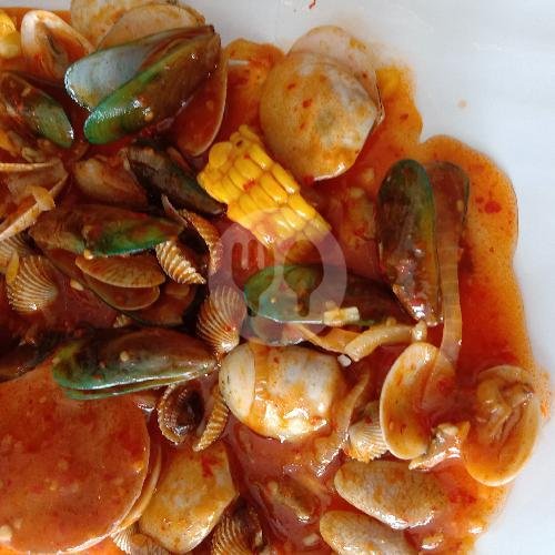 PAKET B (Nasi + Ayam Tulang Lunak+ Kremes) menu Lady Lada, Lembang