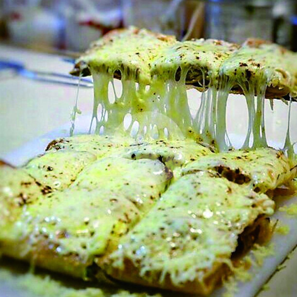 Martabak Telur Ayam Istimewa menu Martabak Bahagia, Jalan Parangtritis