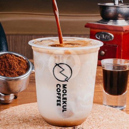 Lucid Dream menu Molekul Coffee, Pacuan Kuda