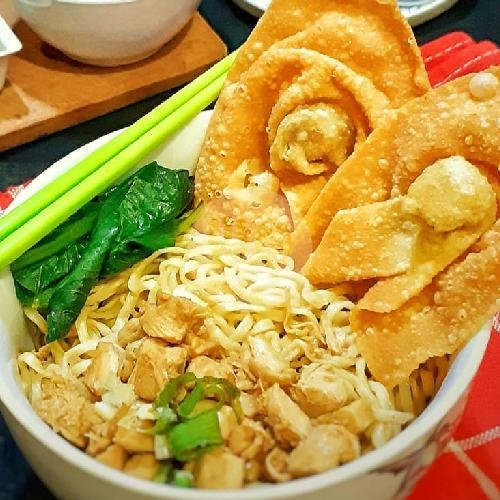 Mie Yamin Komplit Asin menu Mie Yamin Bandung AA, Banyumanik