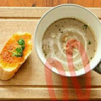 Hearty Chicken Soup menu Maxwell Cafe & Bistro