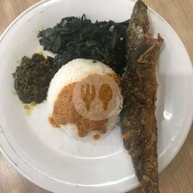 Lele Bakar Bungkus menu Rumah Makan Murah Meriah Masakan Padang, Nusa Indah