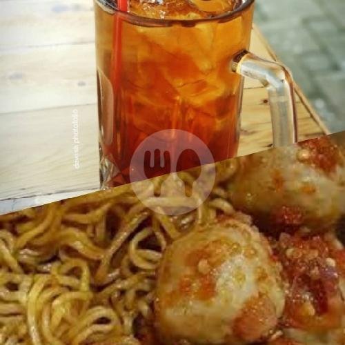 Bakso Jumbo Ceker menu Bakso Jaya Bandung, Jebres