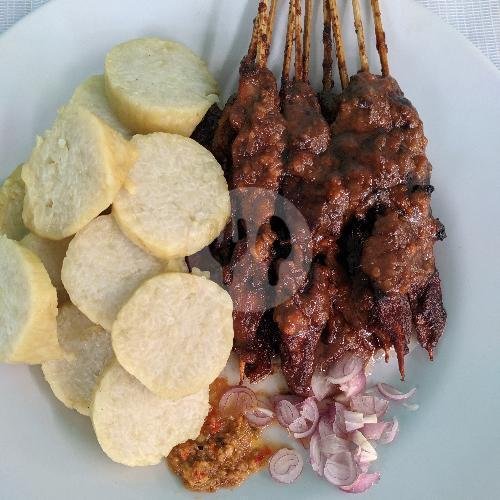 Sate Ayam + Lontong A menu Nasi Bebek Sambel Ijo & Sate Ayam Khas Madura, Sewon