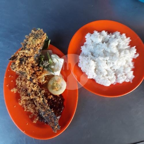 Lele Bakar + Nasi menu Lele Kremes Cak Wafi, Godean