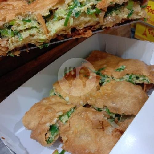 Martabak Asin 3 Telur Ayam Isi Daging Kornet menu Martabak Top Paris, Gunung Batu