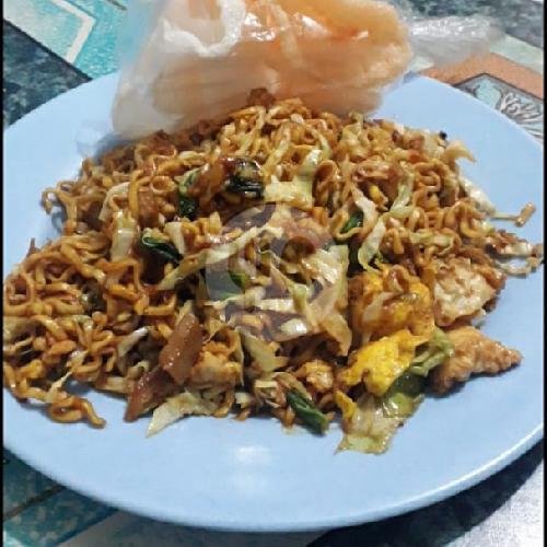Nasi Goreng Gila Mas Awi Mantap: Surga Kuliner Nasi Goreng di Jatinangor