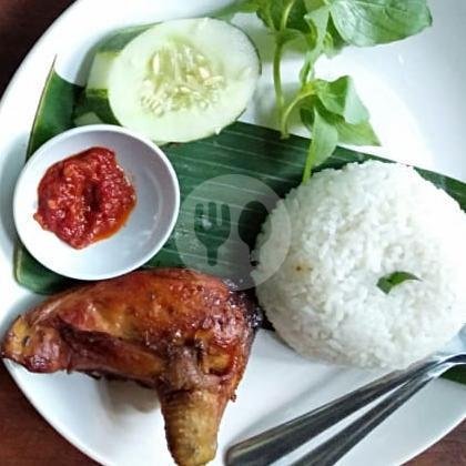 Tuna Rebus Geprak menu Ingkung Grobog, Umbulharjo