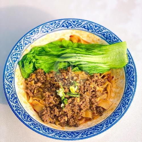 Mie Ayam Jumbo menu Mie Sapi Jaya, Ngaglik, Sleman, DIY