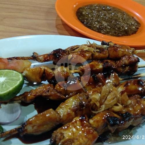 Sate Ayam Wijen ( 5tusuk) menu Pipit Tongseng Battembat, Ir. H. Juanda