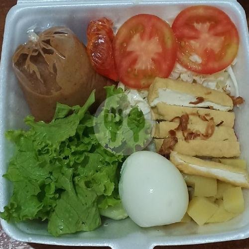 Gado Gado Legend: Pengalaman Kuliner Tak Terlupakan di Pedurungan Semarang