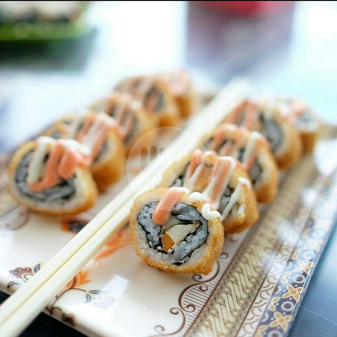 Review Kirana Sushi Banyuwangi: Pengalaman Sushi yang Menggugah Selera