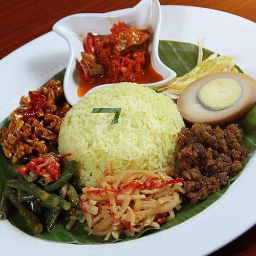 Nasi Kuning menu Citra Sari Resto, Seteran