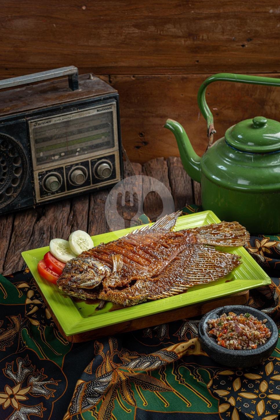 Gurami Bakar Pedas menu Lombok Idjo - Laksda Adisucipto - Ayam Goreng Spesial Lombok Ijo