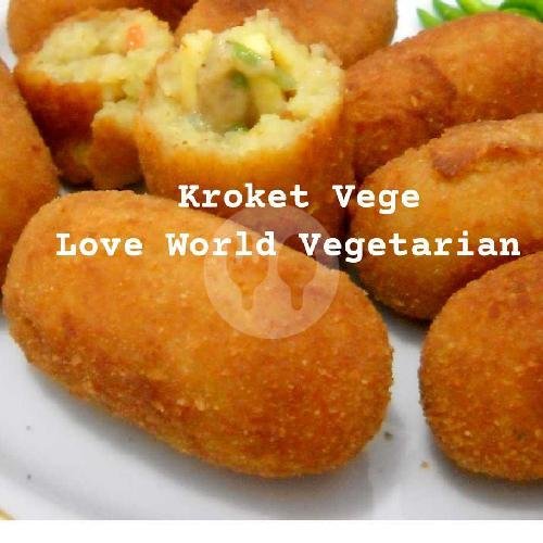 Siomay Dimsum menu Love World Vegetarian, Kebayoran Lama
