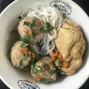 Bihun Baso Tahu Komplit (1 Porsi) menu Baso Jai, Gudang Selatan