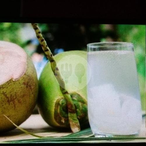 Es Kelapa Muda Gula Merah/putih menu Warmindo Amor, Umbulharjo