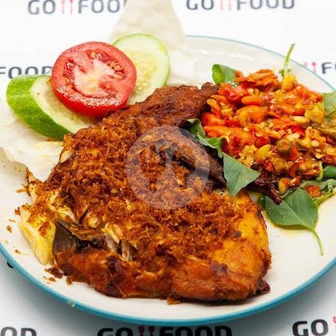 Nasi Putih + Ayam Gepuk menu Nasi Bakar Cetar, Lemahwungkuk