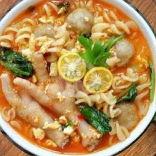 Seblak Ceker,baso,sosis, Kerupuk, Mie menu Roti Bakar Aa, Depok