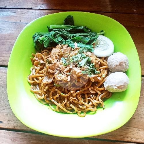 Mie Ayam Goreng Bakso Jumbo menu Mie Ayam dan Bakso Cak Ndut, Bedingin