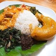 Nasi Dendeng Batokok Lado Merah menu Nasi Kapau Sari Bundo Keramat