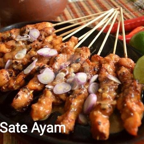 Sate Ayam 10 Tusuk Asin Pedas menu Sate Gule Holis H. Roni, Bandung Kulon