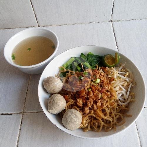 Mie Bakso menu Bakmi Alie Bangka, Taman Ratu
