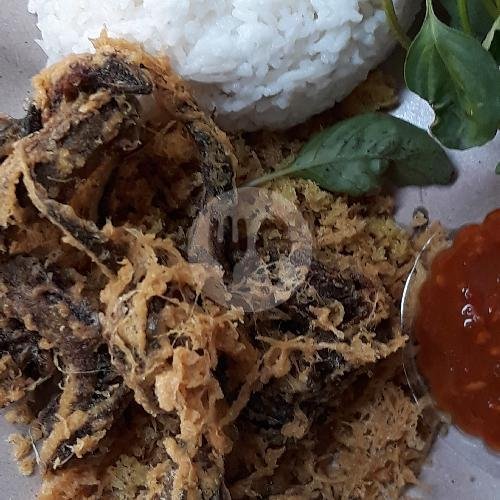 Tahu Tempe Goreng Kremes menu Kremes Mbak Tutut Ngijo, Karangploso