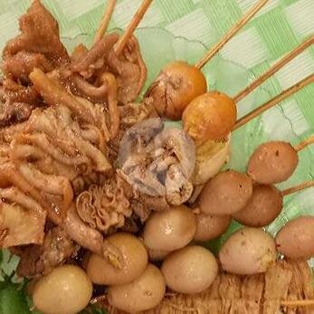 sate Uritan ayam menu Soto Seger Kartosuro, Bukit Kencana Jaya