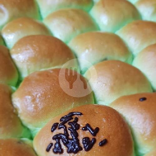 ROTI AYAM GORENG menu Pelangi Indah Bakery, Cengkareng