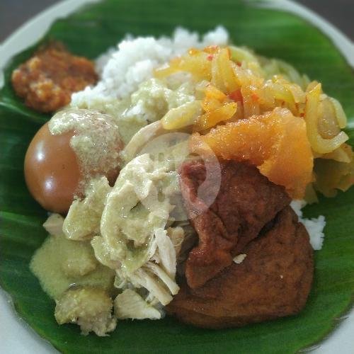 Nasi Pepe menu Nasi Ayam Semar, Tidar
