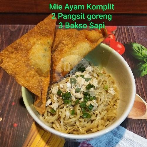 Mie Ayam Komplit menu Kedai Bakso Alloha, Sendangmulyo
