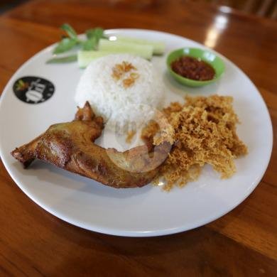 Nasi Ayam Pedas menu Kedai Ori, Ruko San Antonio