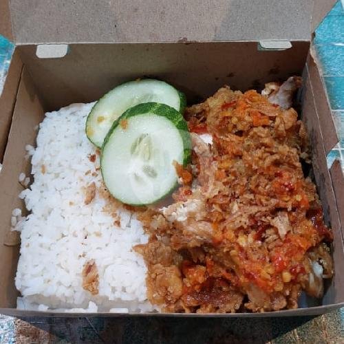 Review Menarik Cafe Kapok Lombok: Mie Ternikmat dan Kenangan Indah di Gringging