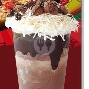 Es Nyoklat menu Kedai Pizza Kaliwining 1, Rambipuji