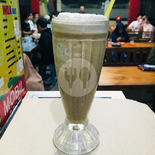 Milk Shake Caramel menu Kedai Susu murni Pak Jangkung - Sinduadi