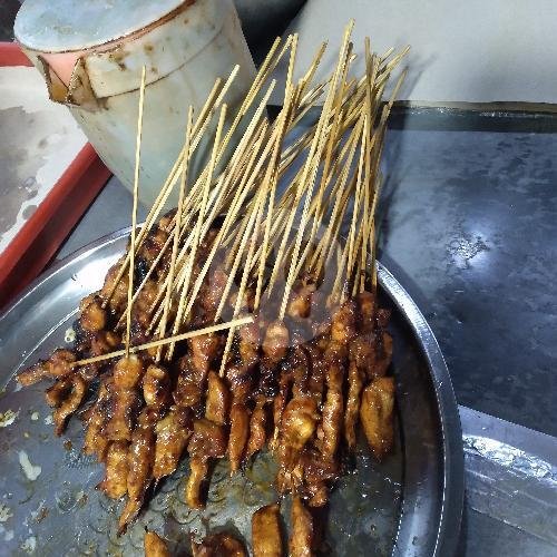Review Sate Azzahra: Pengalaman Makan Malam Seru di Rungkut Surabaya
