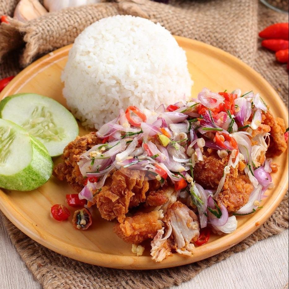 Paket Nasi Ayam Geprek Sambal Matah menu I Am Geprek Bensu, Cipete