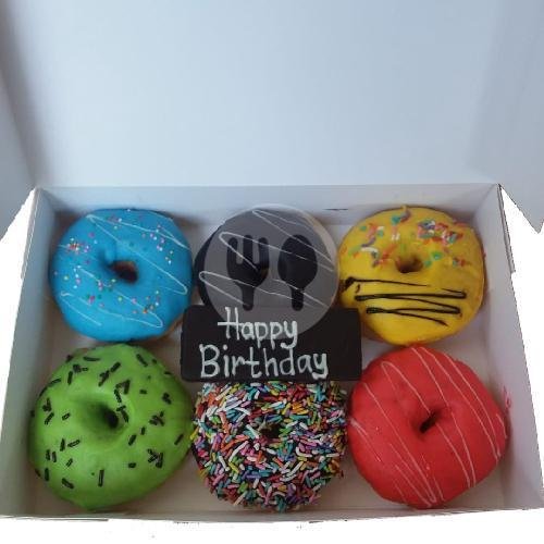 Paket Ultah Family 16 menu Arleen Cake, Donat Kentang