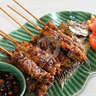 Gurame Goreng menu Ikan Goreng Cianjur,  Lemahwungkuk