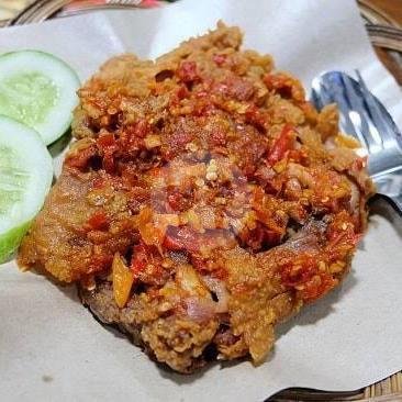 Mie Tek Tek Khas menu Warung Nasi Mba Mini, Sersan Sodik