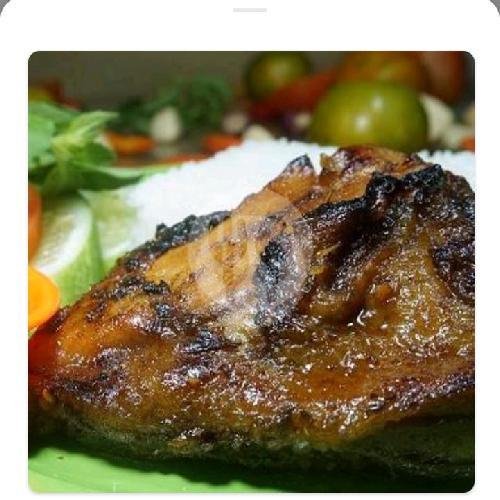 Ayam Negri Bakar menu Ayam Bakar Larasati, Mertoyudan