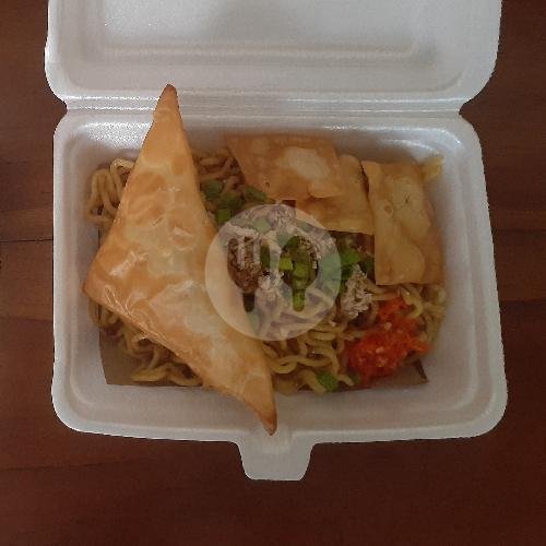 Review Sego Banting Mbak Tik: Makanan Murah Meriah di Klojen Malang