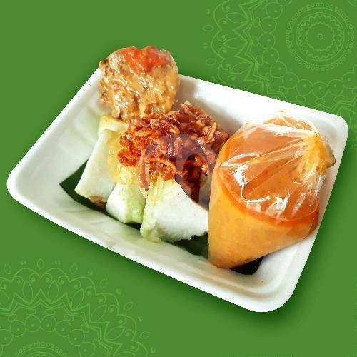 Nasi Kuning Telur menu Lontong Medan & Nasi Kuning Mama Dara, Pandanaran