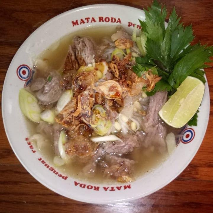 Soto Sapi Spesial menu Warung Lotek dan Soto Mbak Wiwik, Sedayu