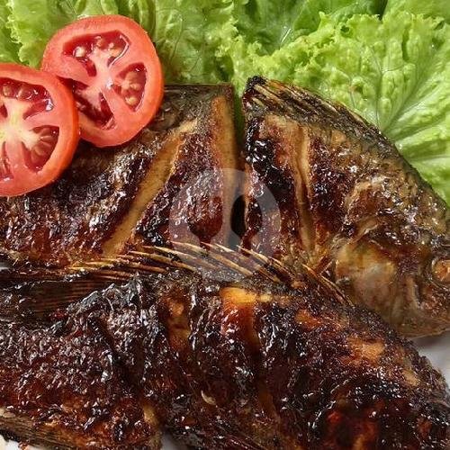Paket Nasi Kotak Ikan Nila Goreng Komplit menu Ayam Goreng & Bakar Bumbu Lengkuas Pak Imam, Lembang
