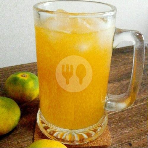 Es Jeruk menu Mie Ayam Bu Tuti, Tegal Timur